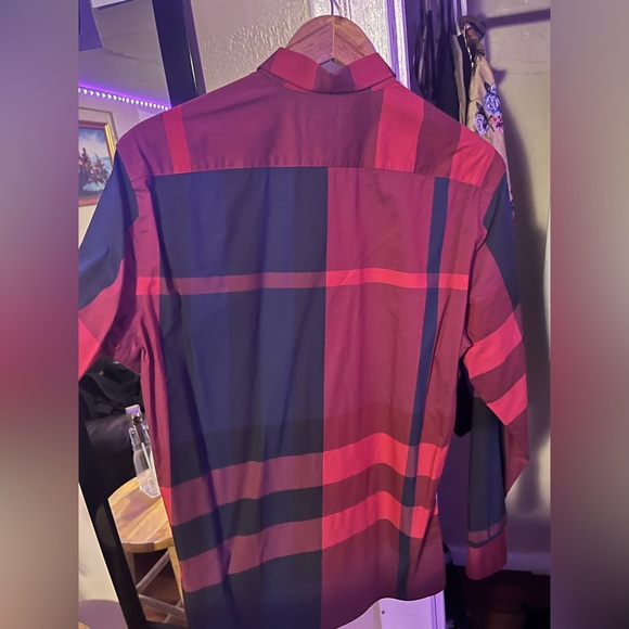 COPY - Burberry Dress Shirts - Picture 4 of 5